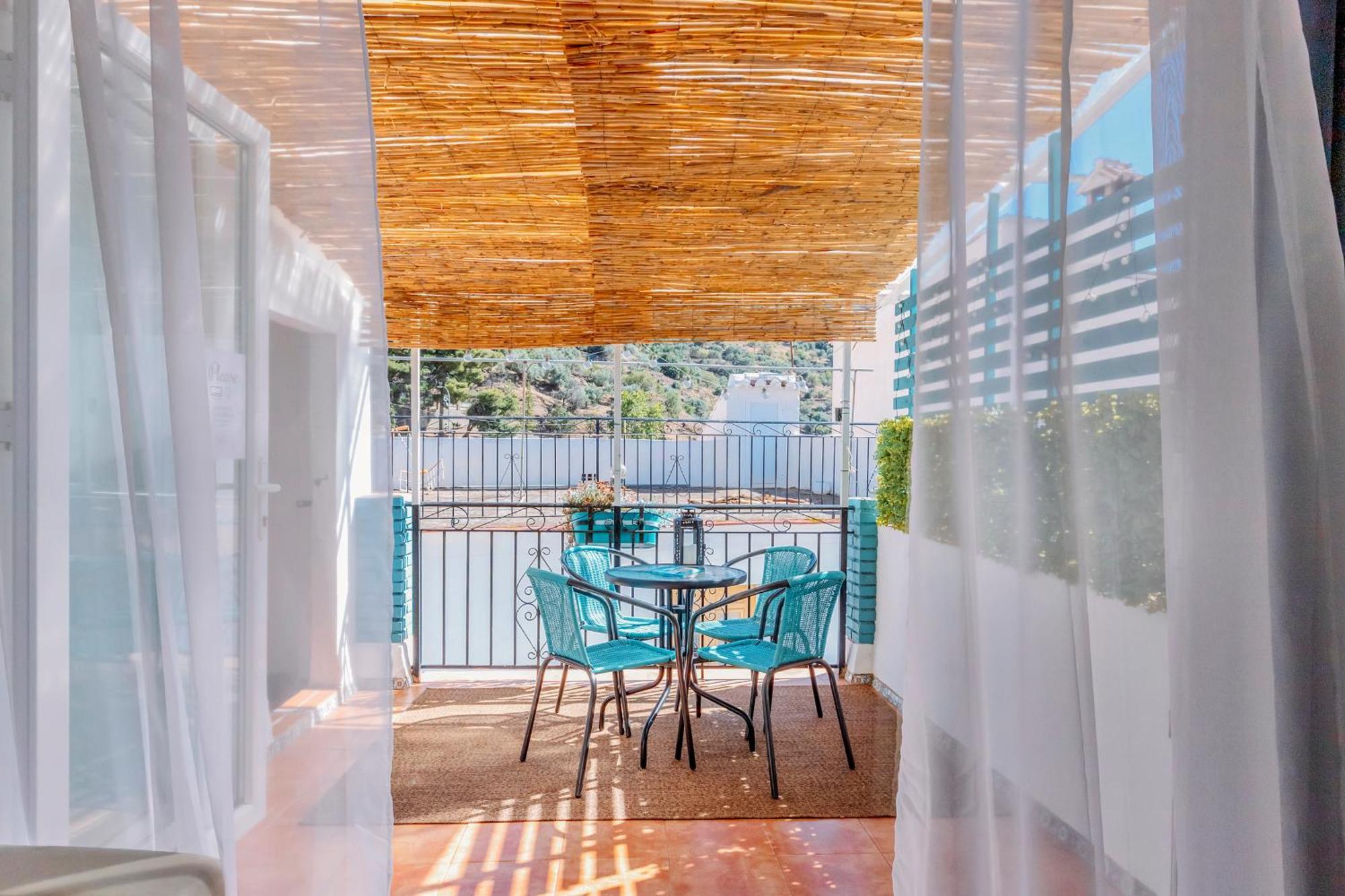 Casa De La Montana Apartments Sayalonga Extérieur photo