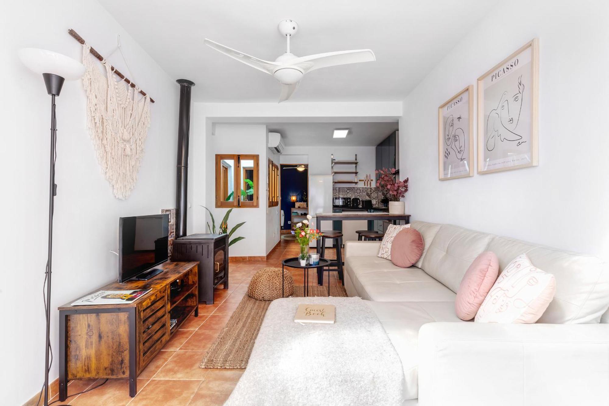 Casa De La Montana Apartments Sayalonga Extérieur photo