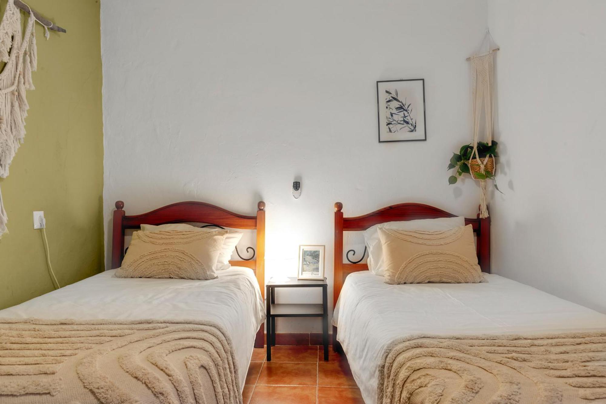 Casa De La Montana Apartments Sayalonga Extérieur photo
